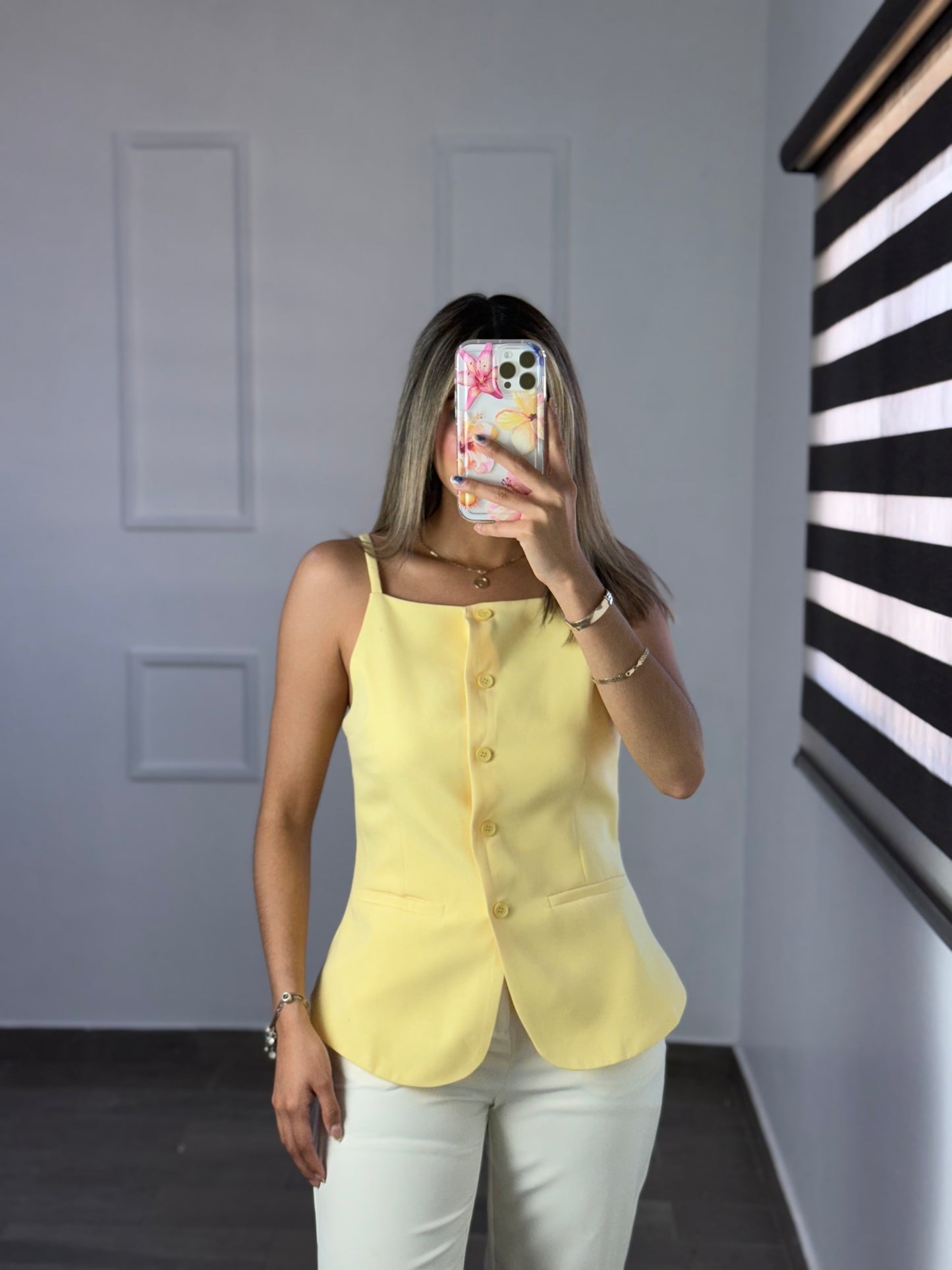 BLUSA AMARILLA TIRANTE