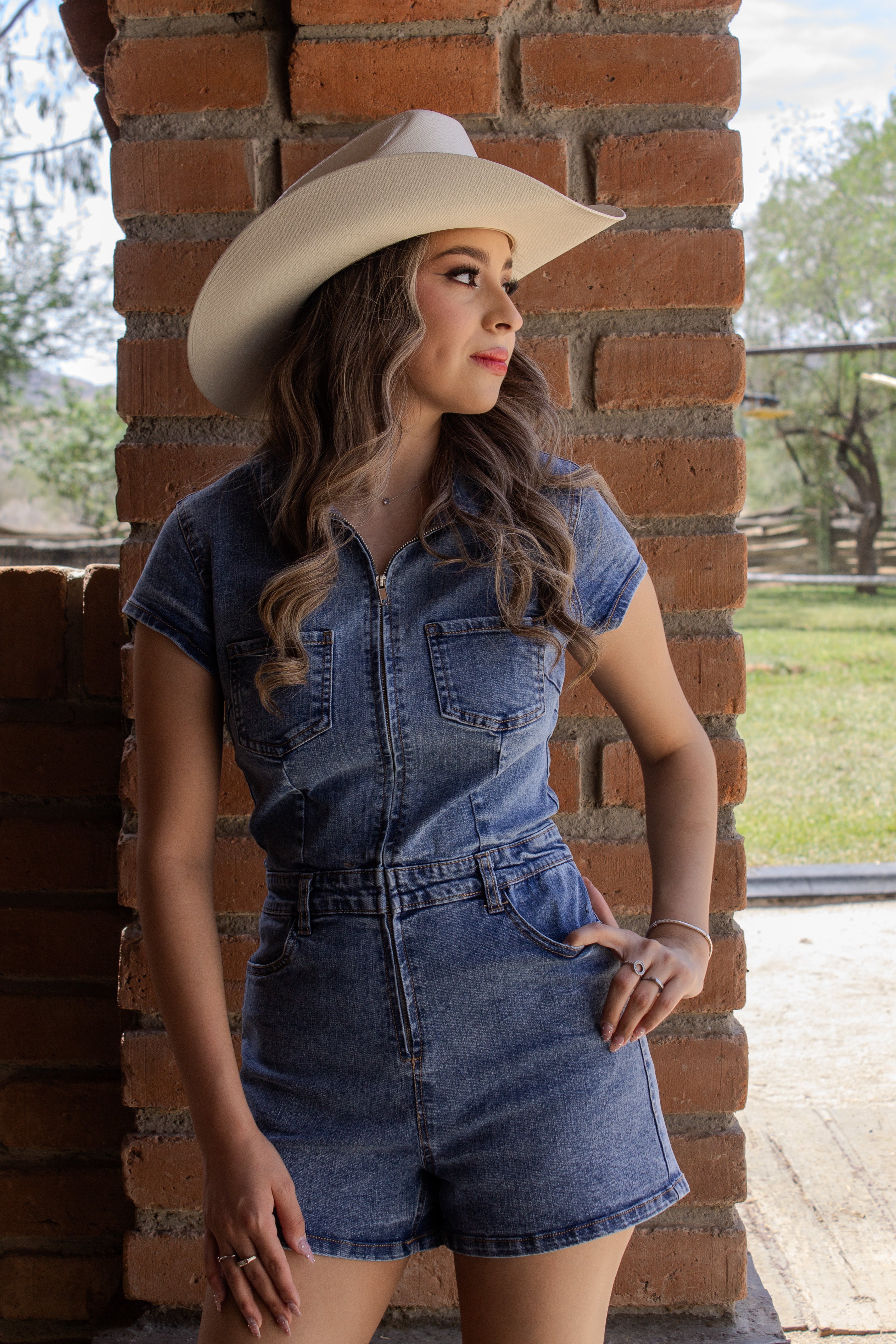 ROMPER MEZCLILLA CON ZIPPER