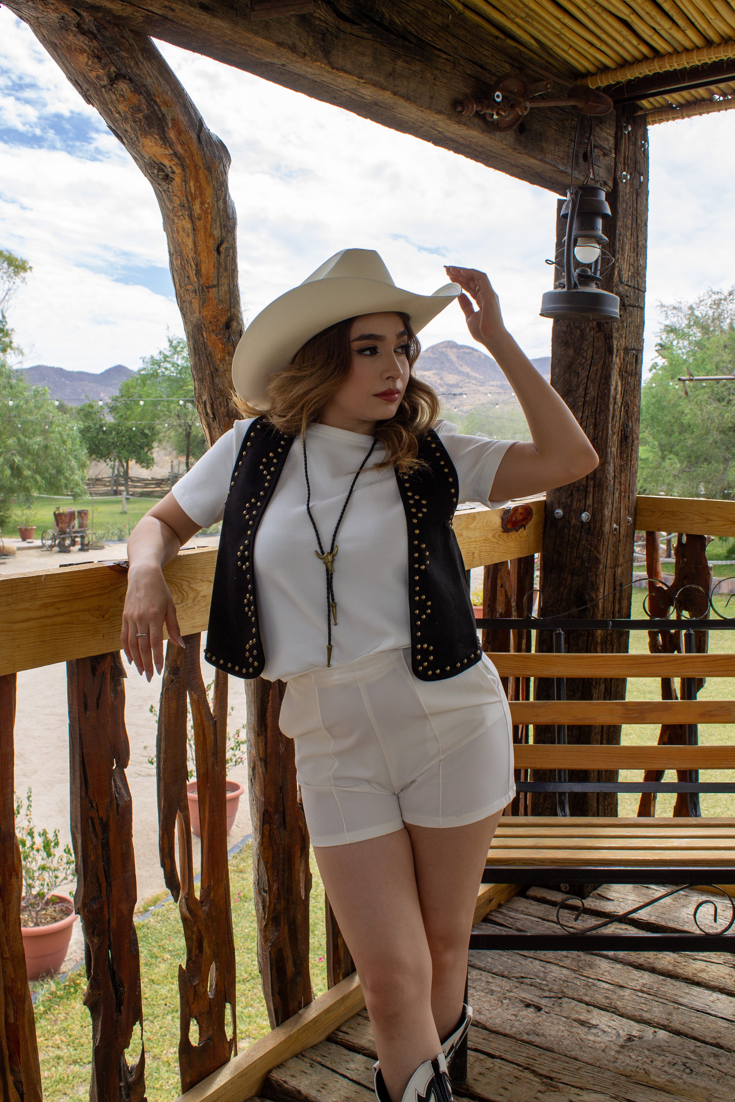 CHALECO WESTERN NEGRO