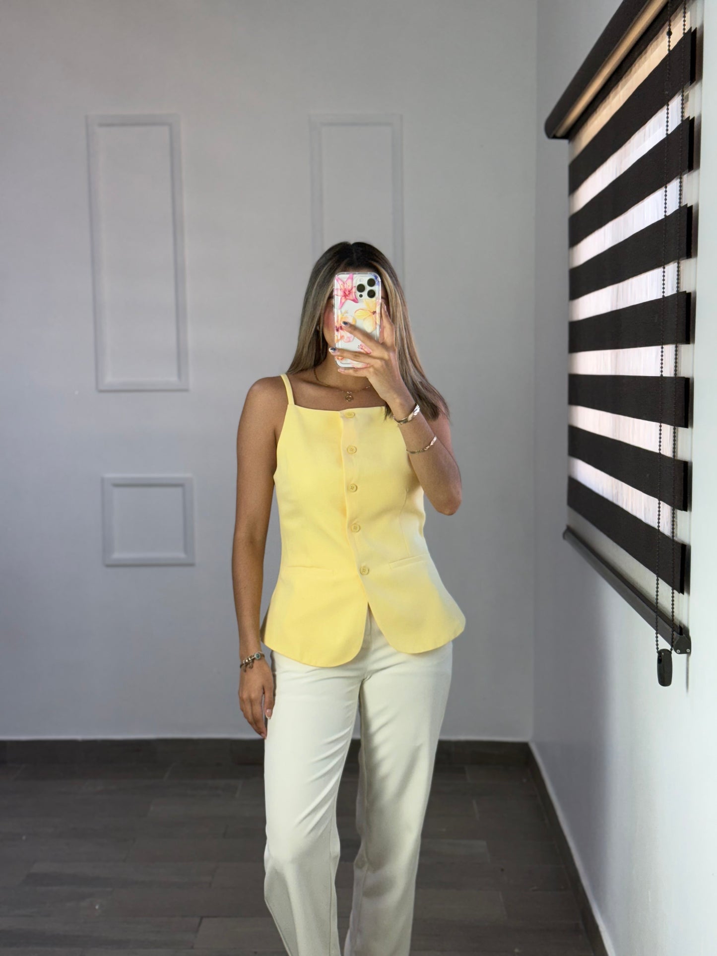 BLUSA AMARILLA TIRANTE