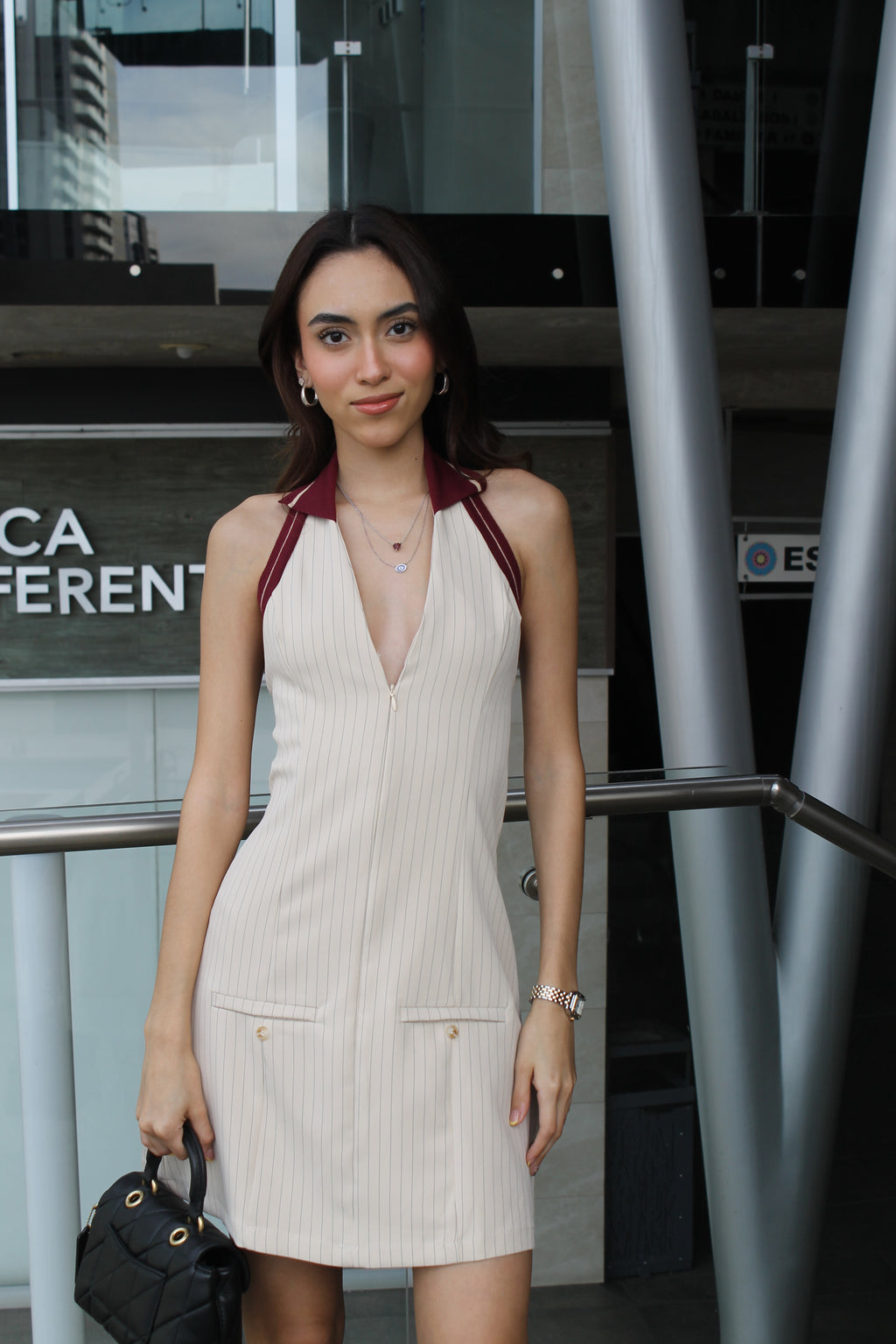VESTIDO HALTER RAYAS BEIGE+VINO