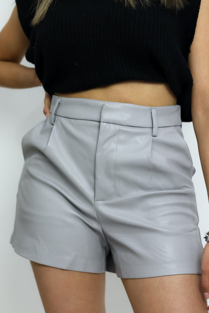 SHORT ALTO VINIPIEL GRIS