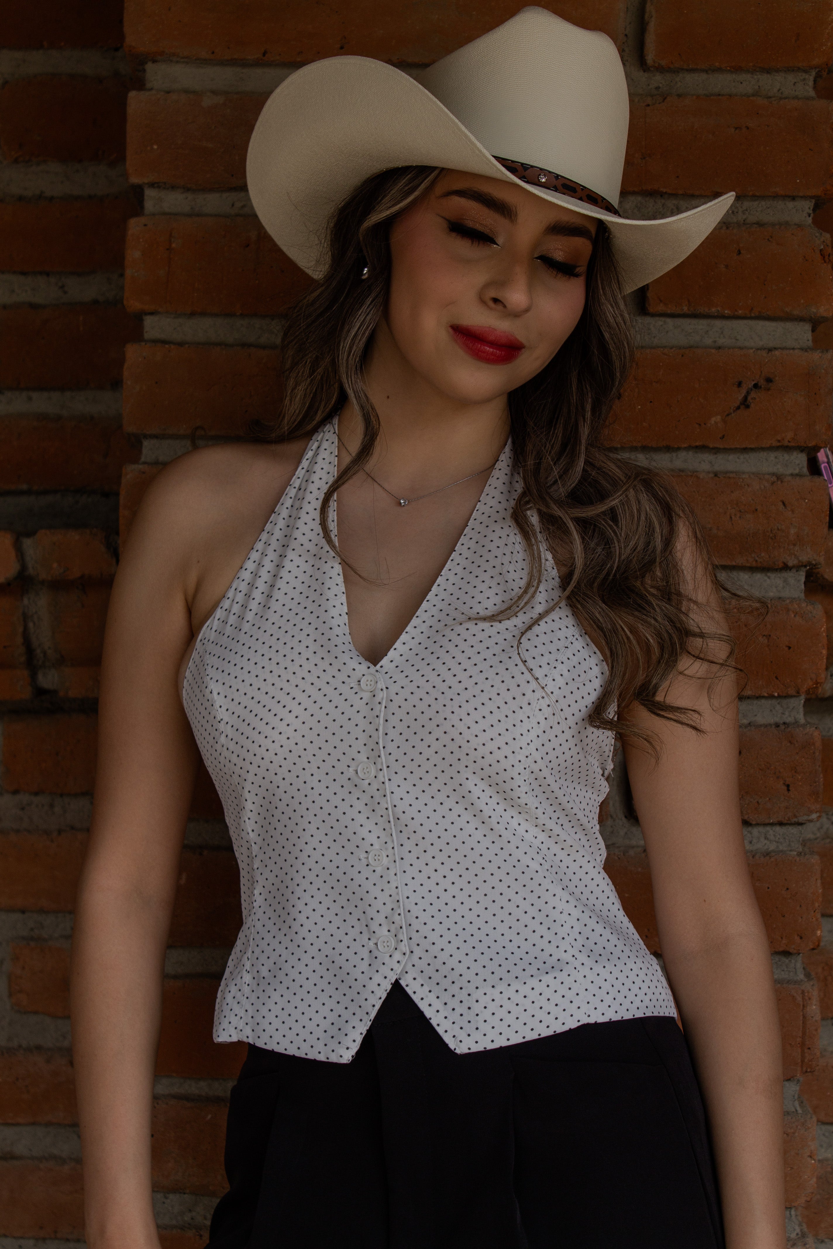 TOP WHITE POLKA