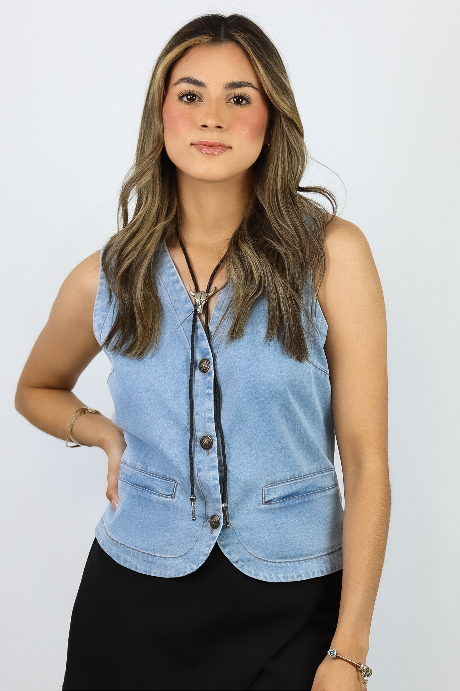 CHALECO LIGHT BLUE DENIM