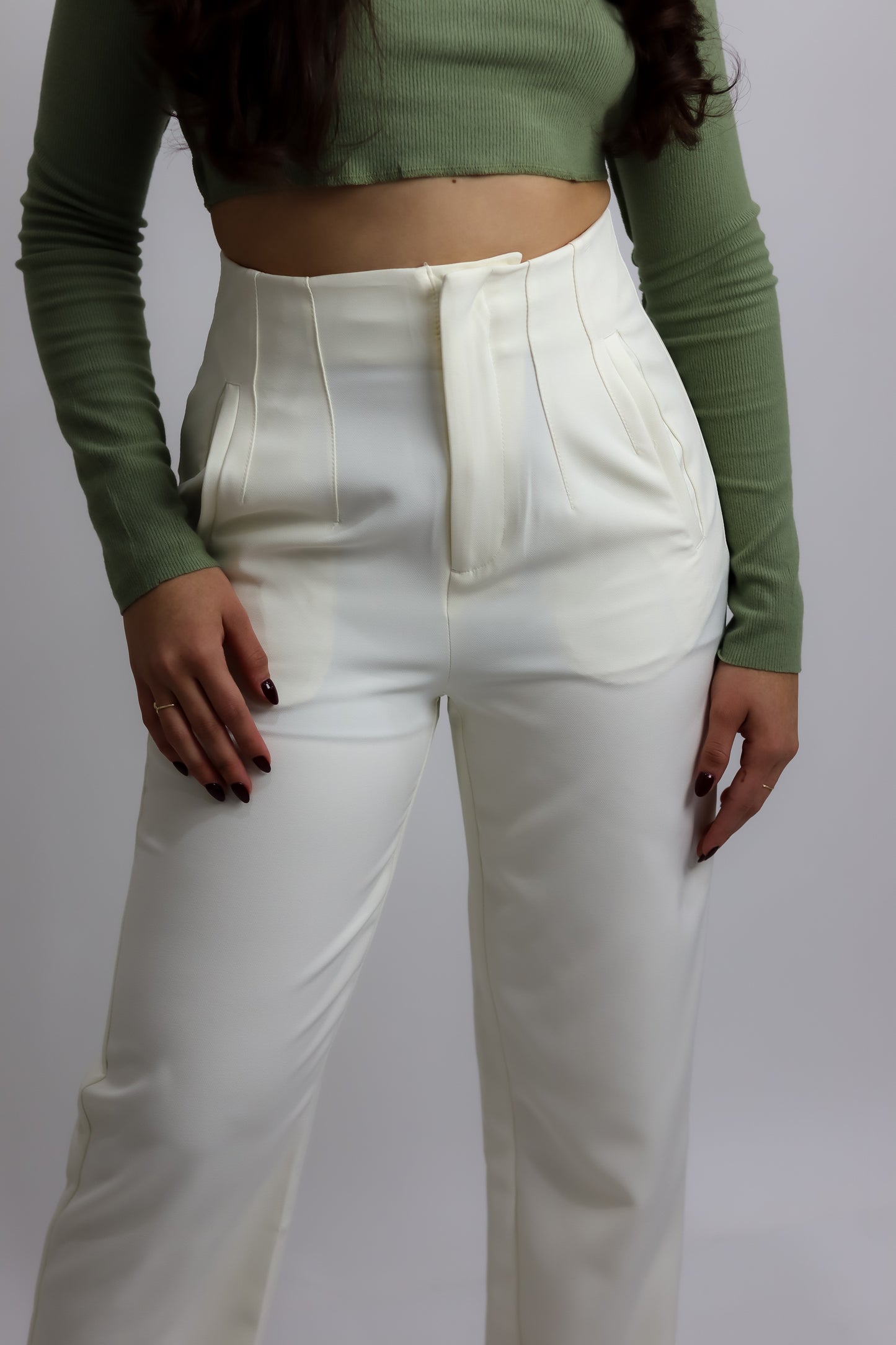 PANTALÓN PLISADO IVORY