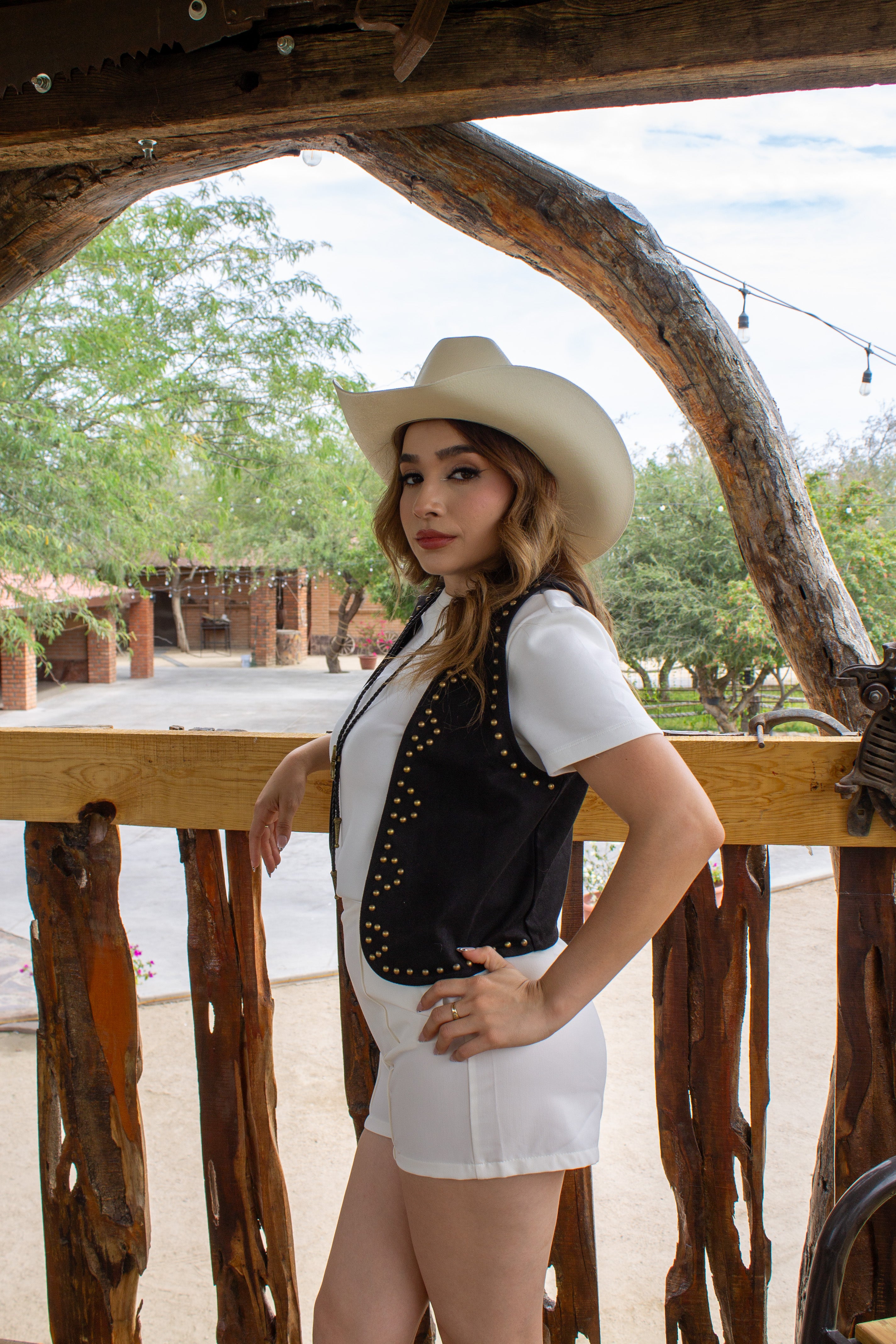 CHALECO WESTERN NEGRO