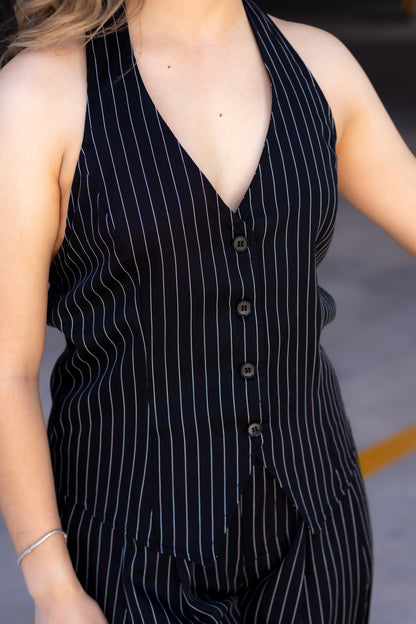 NOIR HALTER VEST