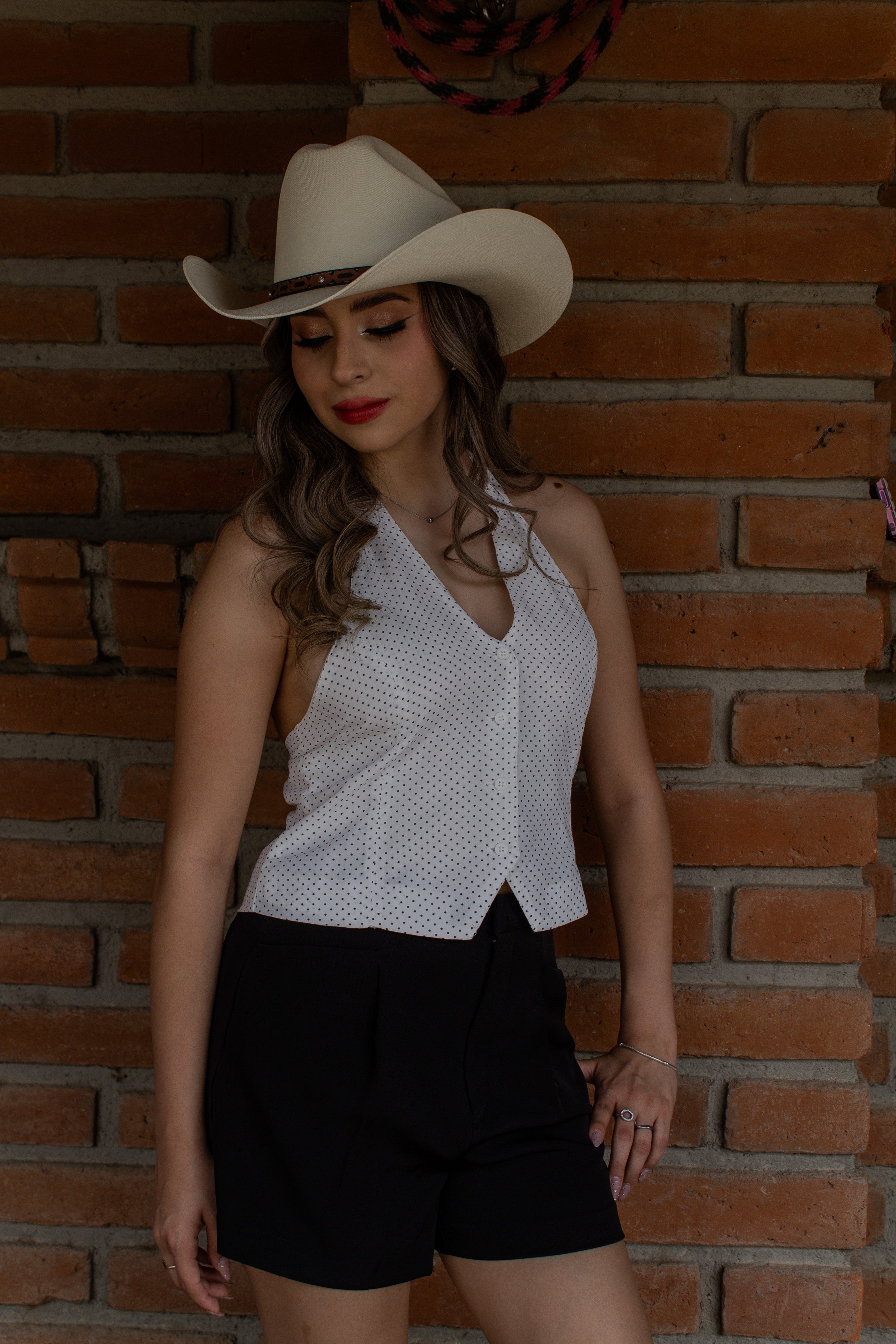 TOP WHITE POLKA