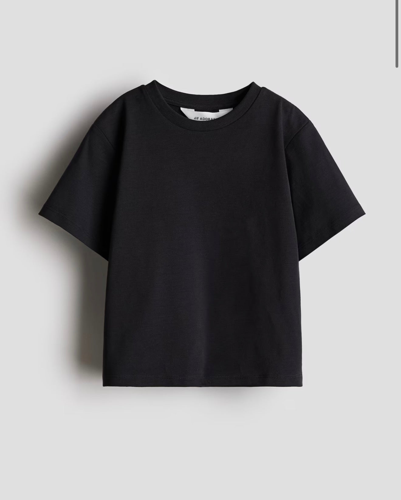 PLAYERA BÁSICA NEGRA